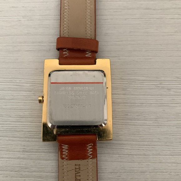 EA Watch - Picture 3 of 4